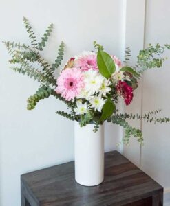 Mẫu hoa cắm ngày Quốc khánh 2/9